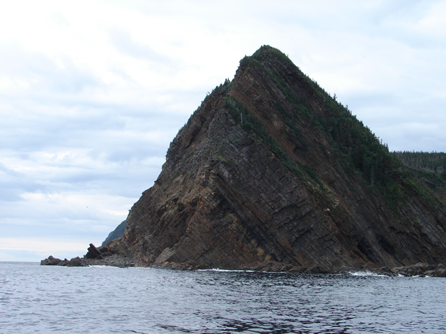 The Sugar Loaf, from the sea, not far from Pilier.